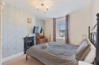 4 to 5 bedroom house near Burton Latimer, Isham and Welly - Isham - 9