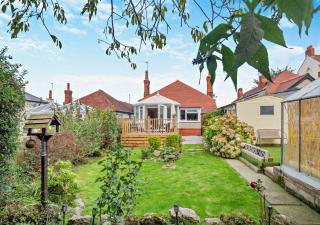 North Bay Bungalow - Rhos-on-Sea - 0