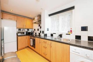 2 Bedroom House For Corporate Stays in Kettering - Kettering - 7