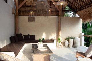 Villa Bella - Stylish 3-Bedroom Oasis with Mediterranean Charm - Canggu - 1