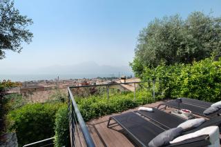 Villa Savi Lake View and Pool - 8