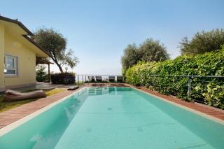 Villa Savi Lake View and Pool - 7