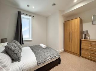 Modern 2 Bedroom Flat - Riverside Lofts - - 2