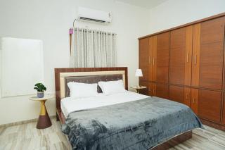 Stayzin Service Apartments - Hyderabad - 7