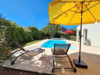 Villa au calme, jardin, piscine, jacuzzi - Saussan - 0
