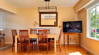 Spacious home 15mins to Downtown - Vancouver - 9