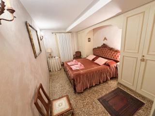 Rialto Elegant Hideaway near St Mark's Square - Venice - 1