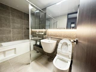 Seocho Luxury Apartment 4 Room Full Option - 9