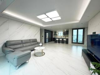 Seocho Luxury Apartment 4 Room Full Option - Seoul - 3