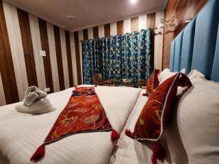 The Srinagar Group Of Hotels - Jāmb - 9