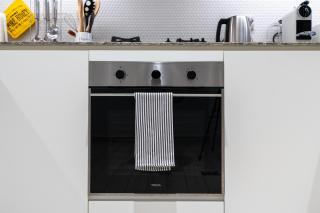 Cozy and Peaceful 2 BR Apartment with Private Garden - Dubaï - 4