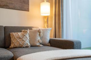 Cozy and Peaceful 2 BR Apartment with Private Garden - Dubaï - 1