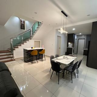 Kluang Family Homestay For 11pax,Taman Tasik Indah - Kluang - 6