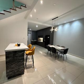 Kluang Family Homestay For 11pax,Taman Tasik Indah - Kluang - 7