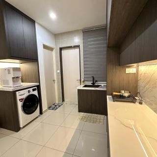 Kluang Family Homestay For 11pax,Taman Tasik Indah - Kluang - 4