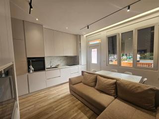 Geri's Beach Apartments - 2