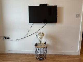 Pet Friendly - 4 Guests - Free Parking - Grays Thurrock - 1