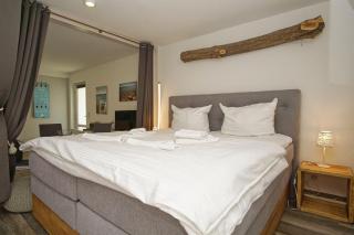 Haus Windland FeWo 24 mit eingezäuntem Garten - ideal für den Hundeurlaub - Wiek auf Rügen - 3