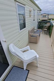 Seaside Caravan - Sleeps 6 Parking & Veranda - Kinmel Bay - 6