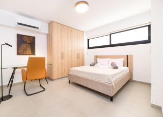 Finikoudes Marina View 102 - Larnaca - 4