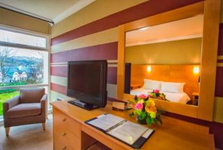 The Kenmare Bay Hotel & Luxury Lodges Resort - Kenmare - 4