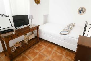 Charming White House Retreat with Balcony in Paros Lefkes - Lefkes - 7