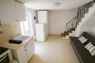 Charming White House Retreat with Balcony in Paros Lefkes - 4