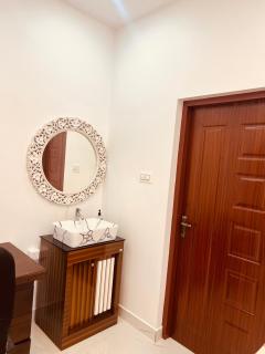 The Bougainvilla Homestay - Cochin - 9