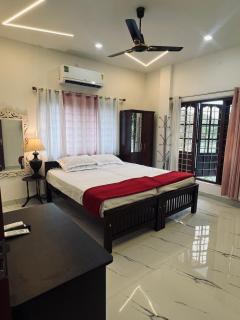 The Bougainvilla Homestay - Cochin - 4