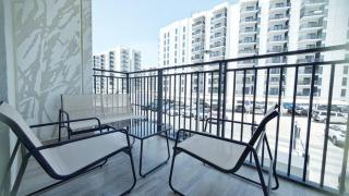 Glamorous 2bd Apt Yas Island - Abu Dhabi - 3