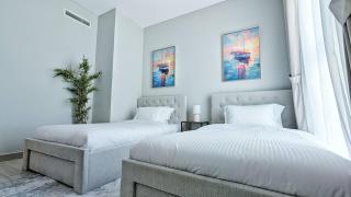 Glamorous 2bd Apt Yas Island - Abu Dhabi - 4