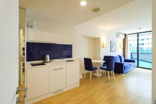 1BR apt with balcony sea views 2 min from the sea - Batumi - 9