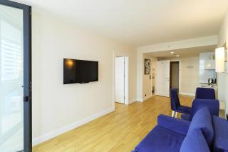 1BR apt with balcony sea views 2 min from the sea - Batumi - 3