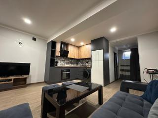 Backyard Vibes with BBQ near Yerevan City Center - 4