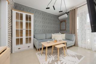 Spacious Apartment for 4 People with Air Conditioning by Noclegi Renters - Warsaw - 6