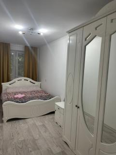 на Габдуллина - 3