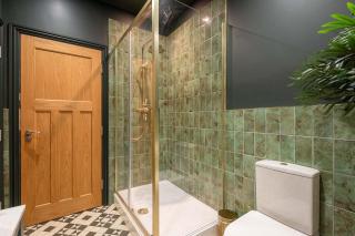 Chic Boutique Retreat with Luxury Bath - Barnard Castle - 4