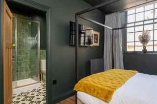 Chic Boutique Retreat with Luxury Bath - Barnard Castle - 2