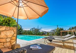 Marelì - magnifica villa con piscina - 0