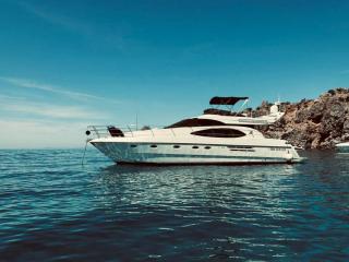 Lupin Yacht - 0