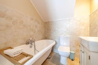 Beautiful light filled apartment in London - 4