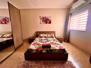 Triple room in Beautiful Artsy Maisonette - St Julian's - 0