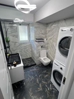 HUGO House Luxury & Quiet - Free Parking - Zalău - 3