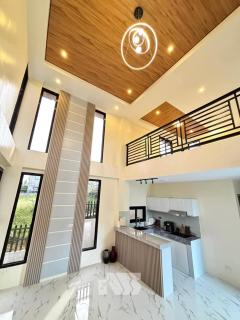 Chic 2BR Loft in Silang, Cavite - Lalaan Segundo - 6