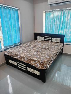 V Square Pool Villa - - 4