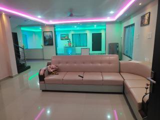 V Square Pool Villa - - 3