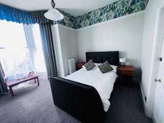 Lambert House - Hull - 2