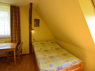 Cottage in a quiet location by the lake Mausz, Parchowo in Kashubia - Parchowo - 4