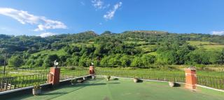 Casa Luisín,Casa rural completa con jacuzzi, Vistas a la montaña - 1