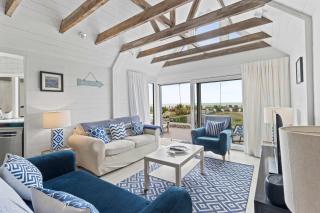 Seashells-Stylish Coastal Living - 6